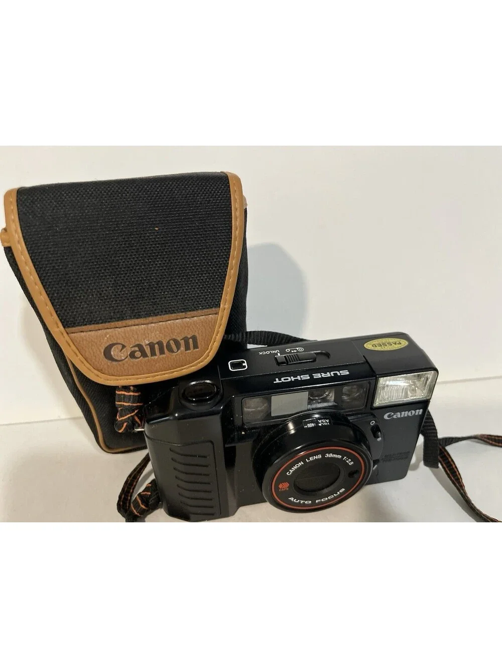CANON SURE SHOT AUTO FOCUS 38mm 1: 2.8 Camera Film W/ Case Untested